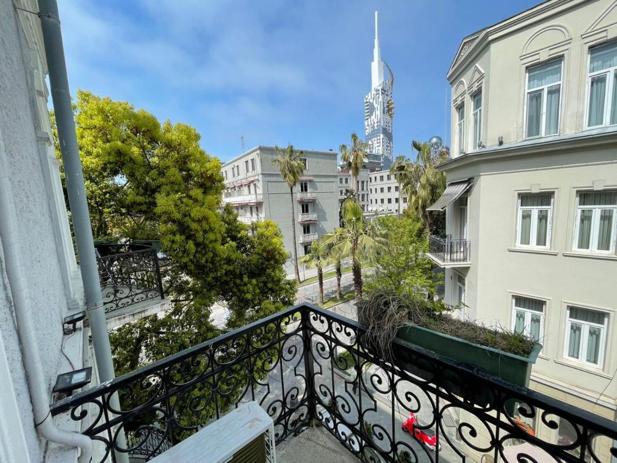 Центр Города Батуми Apartment Rustaveli 13 Extérieur photo